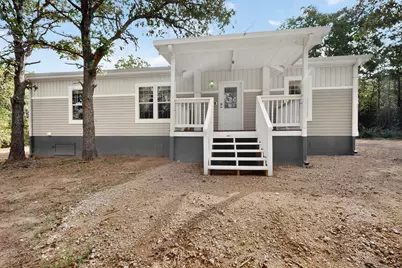 300 Flaming Oak Drive, Bastrop, TX 78602 - Photo 2