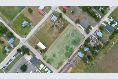 603 N Mustang Street, Granger, TX 76530 - Photo 2