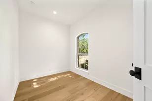 2504 Sonoma Cove, Austin, TX 78738 - Photo 20