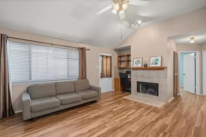 840 Eagles Way, Leander, TX 78641 - Photo 4