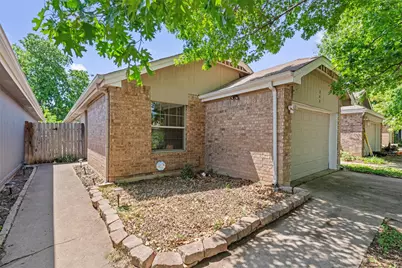 840 Eagles Way, Leander, TX 78641 - Photo 2