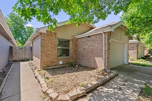 840 Eagles Way, Leander, TX 78641 - Photo 2