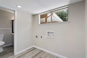 1813 Woodland Ave, Austin, TX 78741 - Photo 14