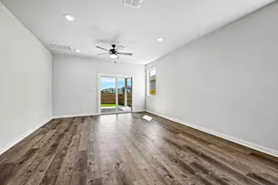 149 Hornet St, Elgin, TX 78621 - Photo 6