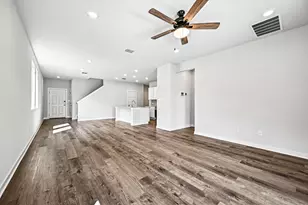 149 Hornet St, Elgin, TX 78621 - Photo 8