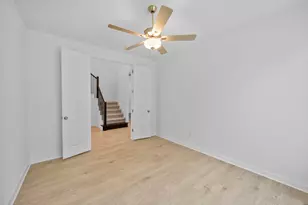 233 Pacific Grove Cir, Liberty Hill, TX 78642 - Photo 30