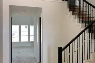 233 Pacific Grove Cir, Liberty Hill, TX 78642 - Photo 2