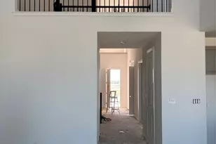 233 Pacific Grove Cir, Liberty Hill, TX 78642 - Photo 4