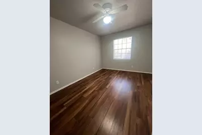 307 E 31st Street #102, Austin, TX 78705 - Photo 12