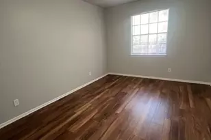 307 E 31st St, Austin, TX 78705 - Photo 12