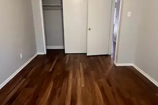 307 E 31st St, Austin, TX 78705 - Photo 16