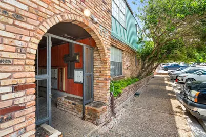 307 E 31st Street #102, Austin, TX 78705 - Photo 2
