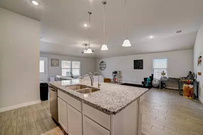 2051 Rowan Way, New Braunfels, TX 78130 - Photo 16