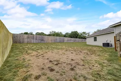 2051 Rowan Way, New Braunfels, TX 78130 - Photo 32
