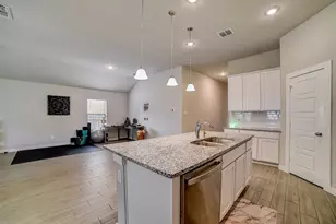2051 Rowan Wy, New Braunfels, TX 78130 - Photo 14