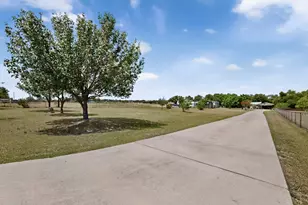 1730 Co Rd 130, Hutto, TX 78634 - Photo 8