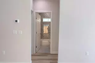 817 5th St, Lockhart, TX 78644 - Photo 12