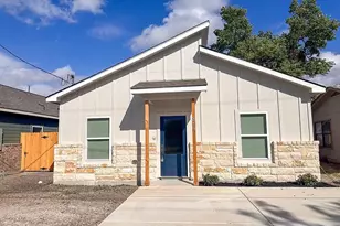 817 5th St, Lockhart, TX 78644 - Photo 1