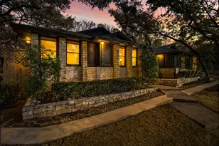 300 Norwood Dr W, Georgetown, TX 78628 - Photo 2