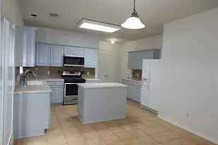 13521 Shawna Dnay Dr, Austin, TX 78727 - Photo 4