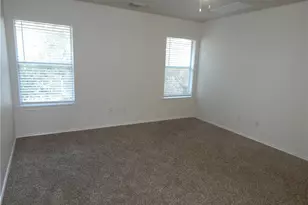 13521 Shawna Dnay Dr, Austin, TX 78727 - Photo 14