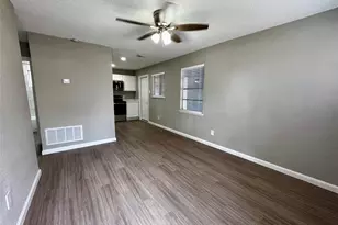 202 W N Loop Blvd, Austin, TX 78751 - Photo 2