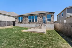 7712 Peccary Dr, Austin, TX 78744 - Photo 28