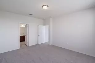 7712 Peccary Dr, Austin, TX 78744 - Photo 22