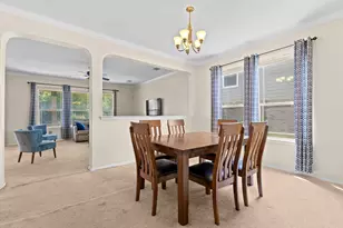 205 Sheepshank Dr, Georgetown, TX 78633 - Photo 2