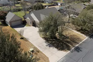 414 Rio Grande Ave, Hutto, TX 78634 - Photo 34