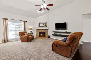 414 Rio Grande Ave, Hutto, TX 78634 - Photo 16