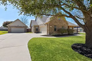 414 Rio Grande Ave, Hutto, TX 78634 - Photo 2