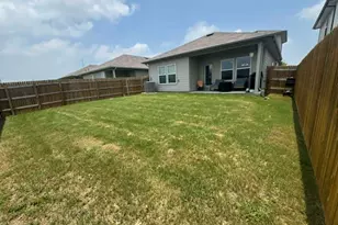 154 Arroyo Sweetwood Cir, Kyle, TX 78640 - Photo 32