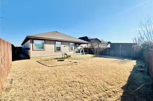 413 Gettysburg Loop, Elgin, TX 78621 - Photo 28