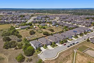 417 Francis Lottie Dr, Buda, TX 78610 - Photo 34