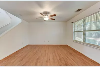 4502 Kind Way, Austin, TX 78725 - Photo 4