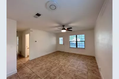 6200 Palm Circle, Austin, TX 78741 - Photo 4