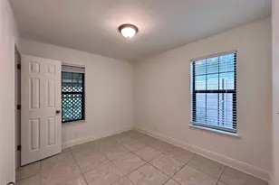 6200 Palm Cir, Austin, TX 78741 - Photo 16