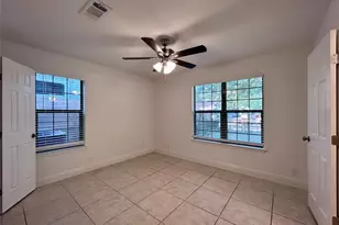 6200 Palm Cir, Austin, TX 78741 - Photo 12