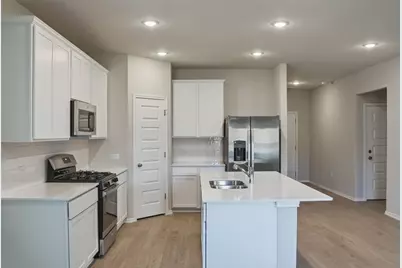 4501 Bridal Veil Drive, Austin, TX 78747 - Photo 10