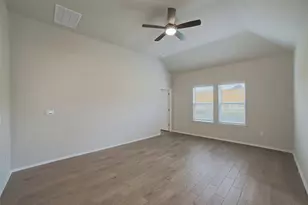 4501 Bridal Veil Dr, Austin, TX 78747 - Photo 14