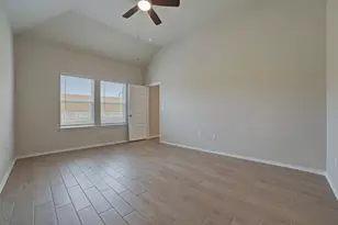 4501 Bridal Veil Dr, Austin, TX 78747 - Photo 16