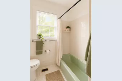 407 W 35th Street #A, Austin, TX 78705 - Photo 12