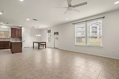 1000 McCormick Cove, Hutto, TX 78634 - Photo 8