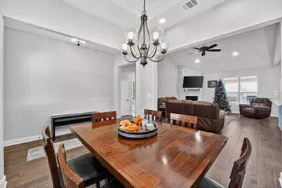 305 Western Sky Trail, Jarrell, TX 76537 - Photo 6