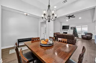 305 Western Sky Trail, Jarrell, TX 76537 - Photo 6