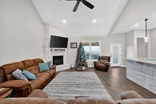 305 Western Sky Trail, Jarrell, TX 76537 - Photo 8