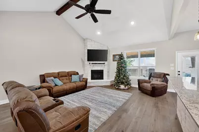 305 Western Sky Trail, Jarrell, TX 76537 - Photo 8