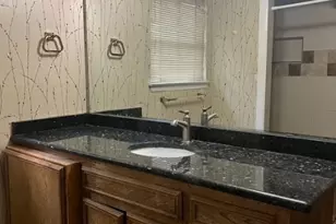 2813 1/2 Rio Grande, Austin, TX 78705 - Photo 16