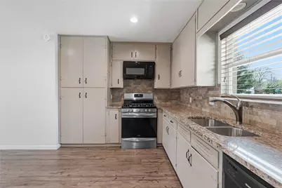 7705 Lazy Lane, Austin, TX 78757 - Photo 4